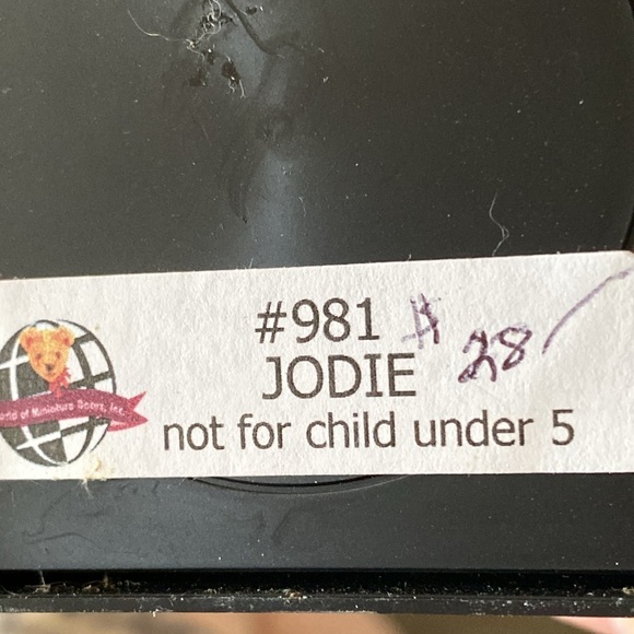 Handcrafted Mohair Teddy Bear with Green Ribbon - Picture 6 of 6